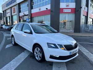 Skoda Octavia Combi 1.0 TSI Ambition 115cv - Foto 29