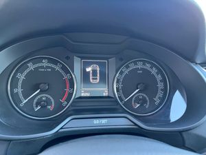 Skoda Octavia Combi 1.0 TSI Ambition 115cv - Foto 21