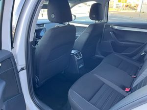 Skoda Octavia Combi 1.0 TSI Ambition 115cv - Foto 45