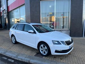 Skoda Octavia Combi 1.0 TSI Ambition 115cv - Foto 39