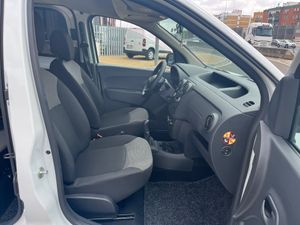 Dacia Dokker Combi 1.6 GLP ESSENTIAL 110CV - Foto 20