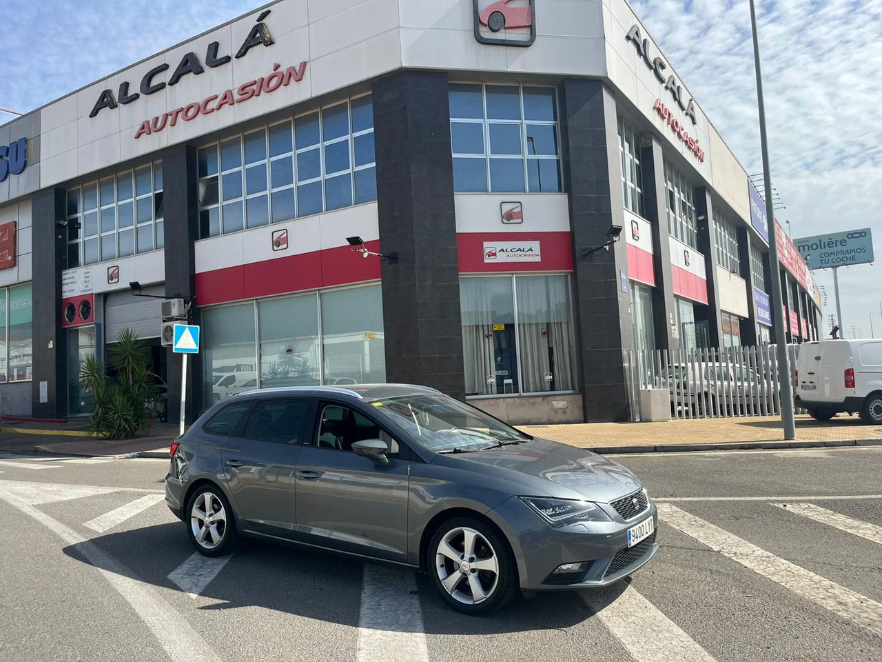 Seat Leon ST 1.6 TDI SYLE 110CV - Foto 1