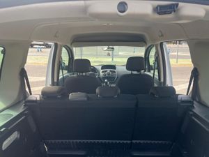 Renault Kangoo Combi 1.6 DCI Dinamique 90CV - Foto 23