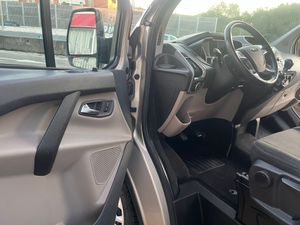 Ford Tourneo Custom 2.0 TDCI 96kW 130CV L1 Titanium - Foto 10