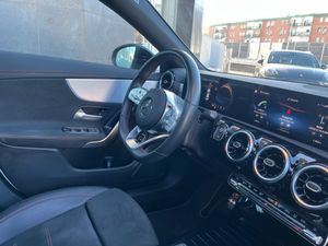 Mercedes CLA 180 SEDAN 136CV AUTO - Foto 30