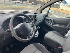 Peugeot Partner Furgón L1 1.6 HDI 75cv - Foto 8