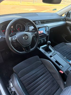 Volkswagen Passat Variant Advance 2.0 TDI BMT 110 kW (150 CV) - Foto 31