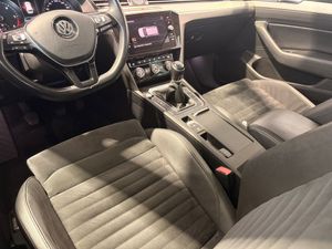 Volkswagen Passat Variant Advance 2.0 TDI BMT 110 kW (150 CV) - Foto 9