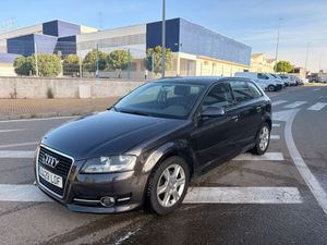 Audi A3 1.6 TDI 105 CV Attraction - Foto 7