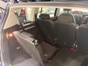 Volkswagen Touran 2.0 TDI HIGHLINE 150CV - Foto 13