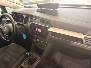 Volkswagen Touran 2.0 TDI HIGHLINE 150CV - Foto 14