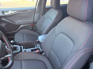 Ford Focus 1.0 ECOBOOST MHEV ST LINE X - Foto 32