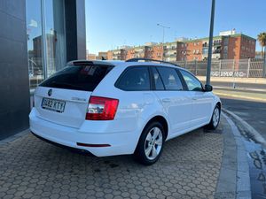Skoda Octavia Octavia Combi 1.0 TSI 85 kW - Foto 49