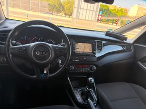 Kia Carens 1.7 CRDi VGT 115 CV Drive Eco-Dynamics 7 plazas - Foto 17