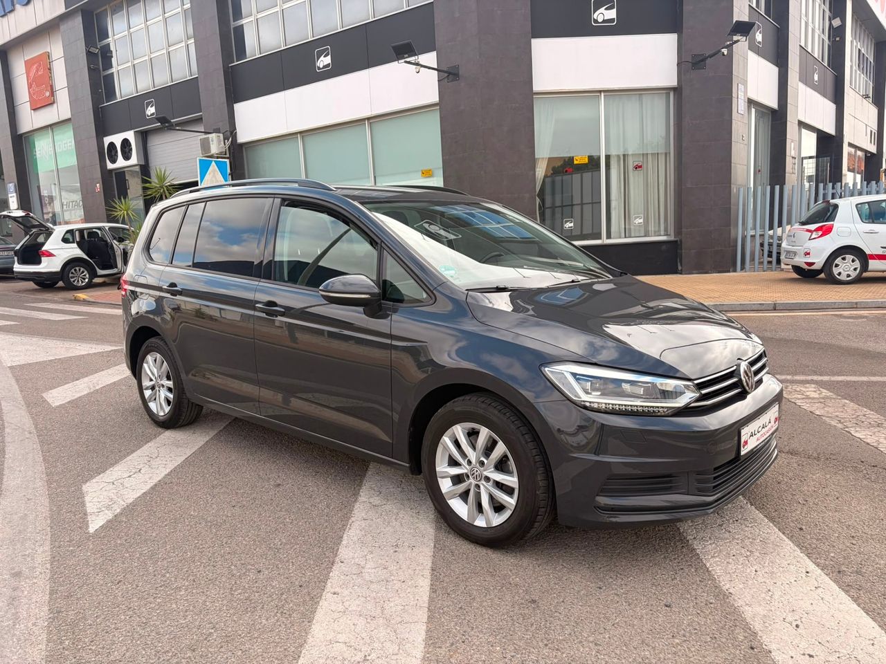 Volkswagen Touran Sport 2.0 TDI 110 kW - Foto 1