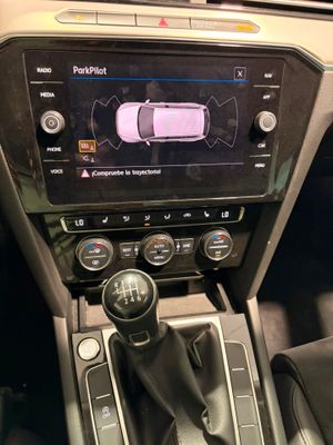 Volkswagen Passat Variant Advance 2.0 TDI BMT 110 kW - Foto 18