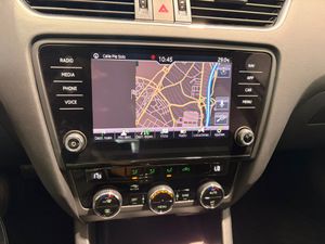 Skoda Octavia Combi 1.0 TSI 85 kW - Foto 16