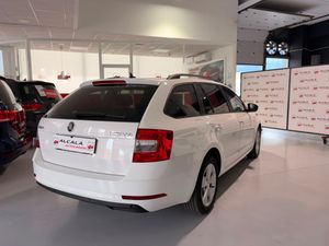 Skoda Octavia Combi 1.0 TSI 85 kW - Foto 8