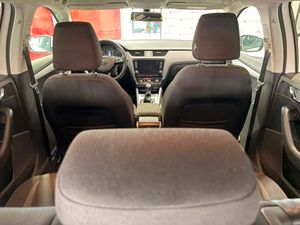 Skoda Octavia Combi 1.0 TSI 85 kW - Foto 14
