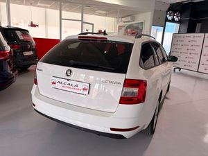 Skoda Octavia Combi 1.0 TSI 85 kW - Foto 28