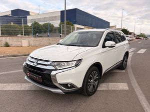 Mitsubishi Outlander Motion 4WD 220 DI-D 7 plazas - Foto 22