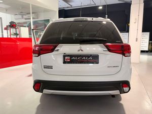 Mitsubishi Outlander Motion 4WD 220 DI-D 7 plazas - Foto 28