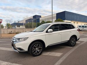 Mitsubishi Outlander Motion 4WD 220 DI-D 7 plazas - Foto 14