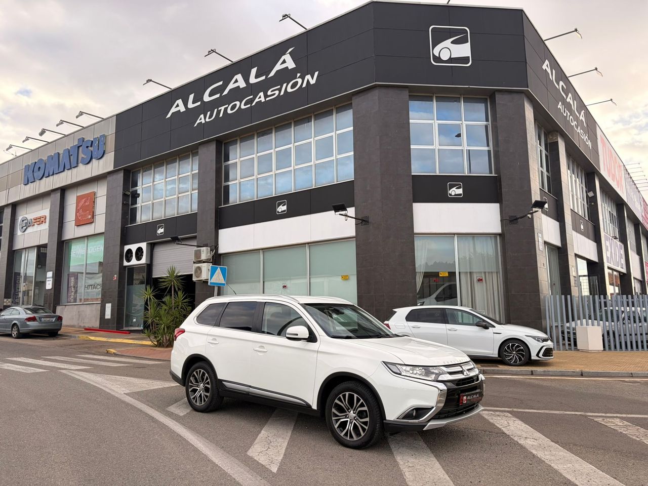 Mitsubishi Outlander Motion 4WD 220 DI-D 7 plazas - Foto 1