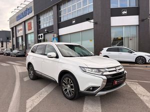 Mitsubishi Outlander Motion 4WD 220 DI-D 7 plazas - Foto 8
