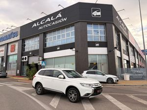Mitsubishi Outlander Motion 4WD 220 DI-D 7 plazas - Foto 35