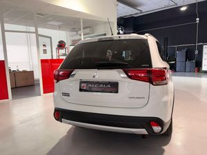 Mitsubishi Outlander Motion 4WD 220 DI-D 7 plazas - Foto 12