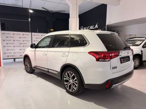 Mitsubishi Outlander Motion 4WD 220 DI-D 7 plazas - Foto 9