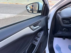 Ford Focus Berlina Trend+ 1.5 EcoBlue 88 kW - Foto 7