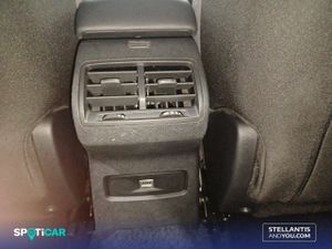 Citroën C4  BlueHDi 130 S&S EAT8 Feel Pack - Foto 24