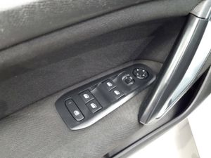 Peugeot 308  SW  BlueHDi 130 S&S Active - Foto 12