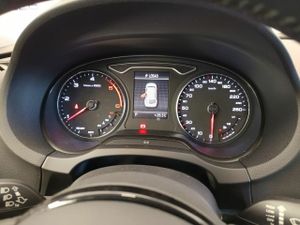 Audi A3 Sportback 2.0 TDI clean 150 S tro S line  - Foto 17