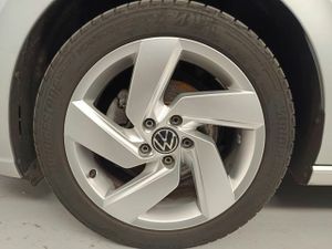 Volkswagen Golf Advance 2.0 TDI 110kW 150CV DSG  - Foto 17