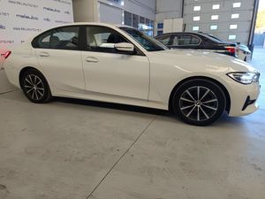 BMW Serie 3 318d Berlina - Foto 5