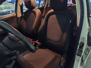 Hyundai i20 5p 1.2i City 85 CV - Foto 13