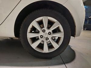 Hyundai i20 5p 1.2i City 85 CV - Foto 22