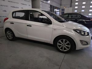 Hyundai i20 5p 1.2i City 85 CV - Foto 5
