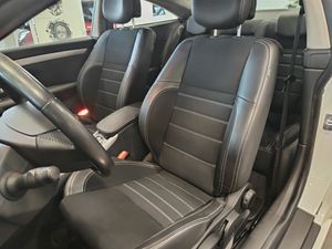 Renault Laguna Coupé Limited Energy dCi 150 eco2 - Foto 13