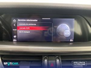 Alfa Romeo Stelvio  2.2 Diésel 140kW (190CV)  Q4 Sprint - Foto 20