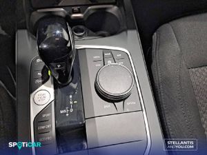 BMW Serie 1  116d Corporate Auto. Business - Foto 16