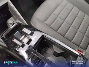 Citroën C4  Hybrid 145 ë-DCS6 Plus - Foto 13