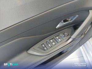 Peugeot 308  5P  Hybrid 136 e-DCS6 GT - Foto 12