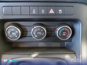 Mercedes Citan  110 CDI 70kW Furgón  Largo Base - Foto 22