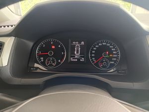 Volkswagen Caddy Bluemotion - Foto 16