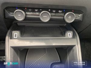 Citroën C4  PureTech 130 S&S EAT8 Plus - Foto 15