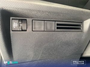 Citroën C4  PureTech 130 S&S EAT8 Plus - Foto 13